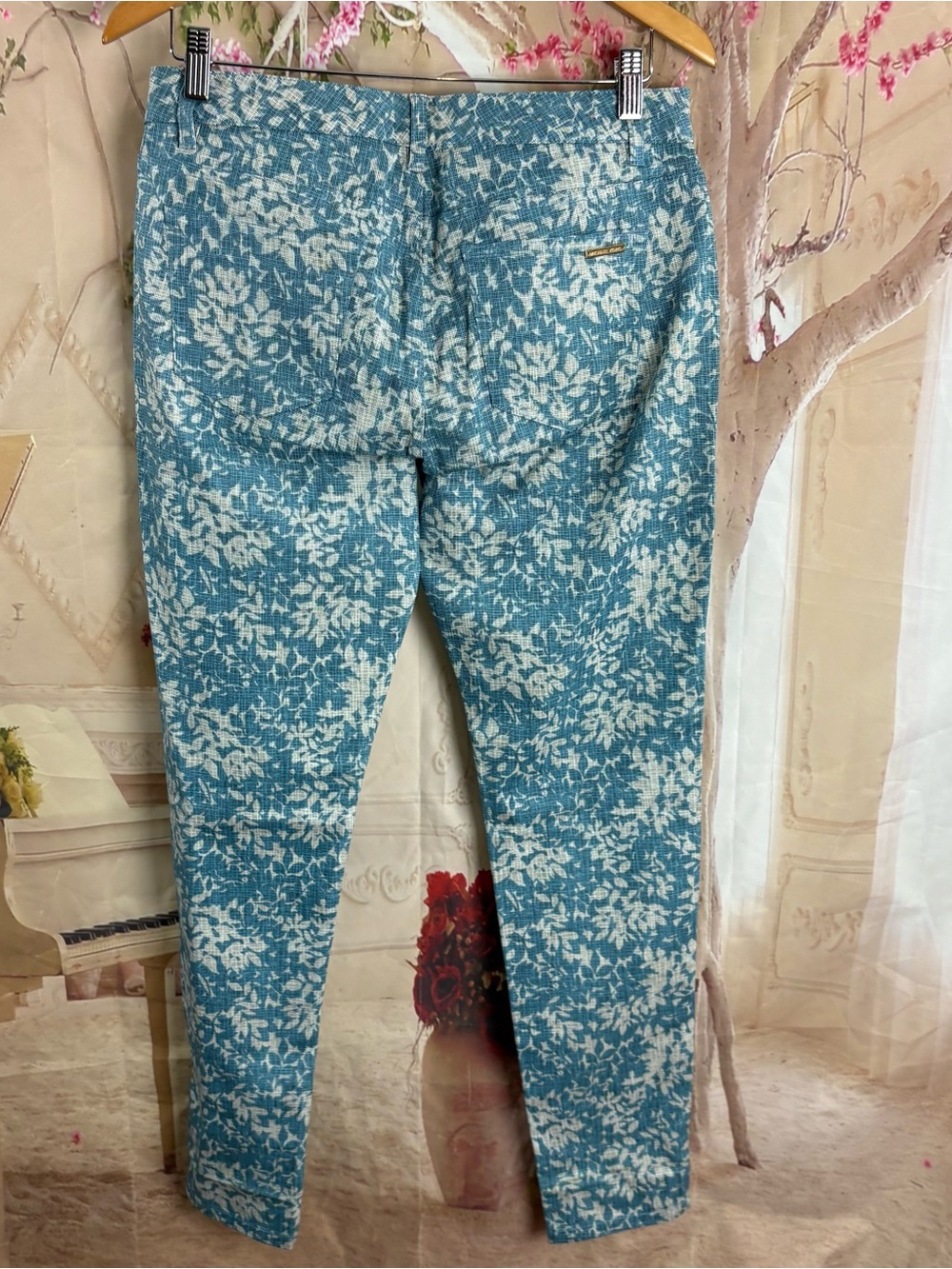 MICHAEL KORS Light Blue Floral High-Rise Jeans - Picture 5 of 9